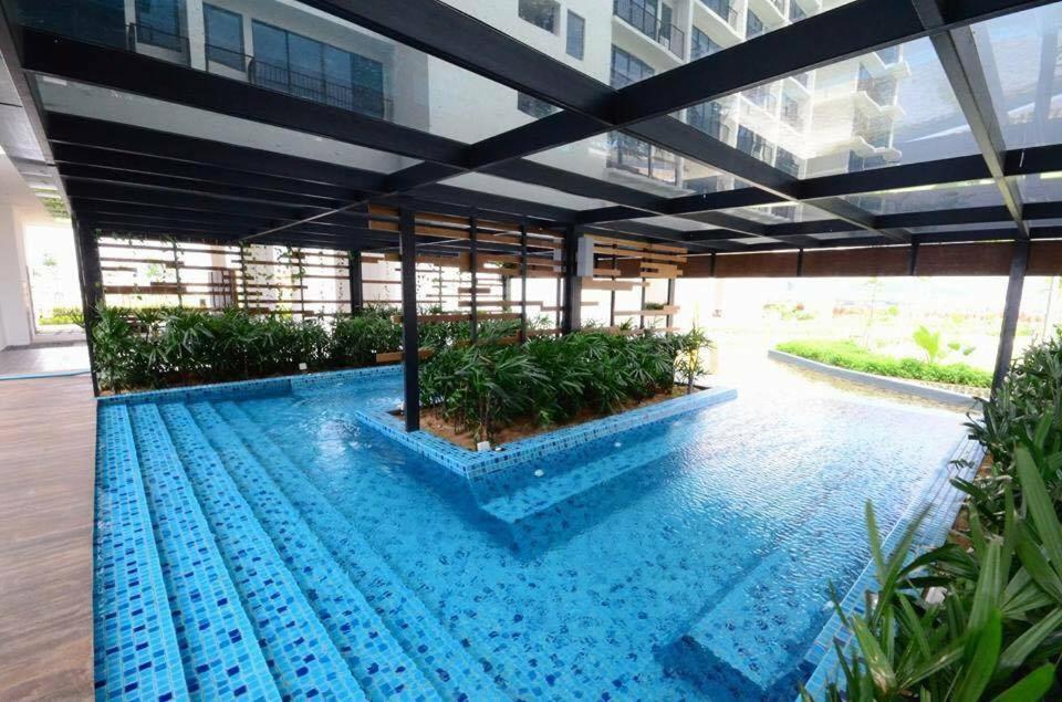 Bed and Breakfast Simple No 6- Trefoil Setia Alam- Near Setia Convention Centre Шах-Алам Екстер'єр фото